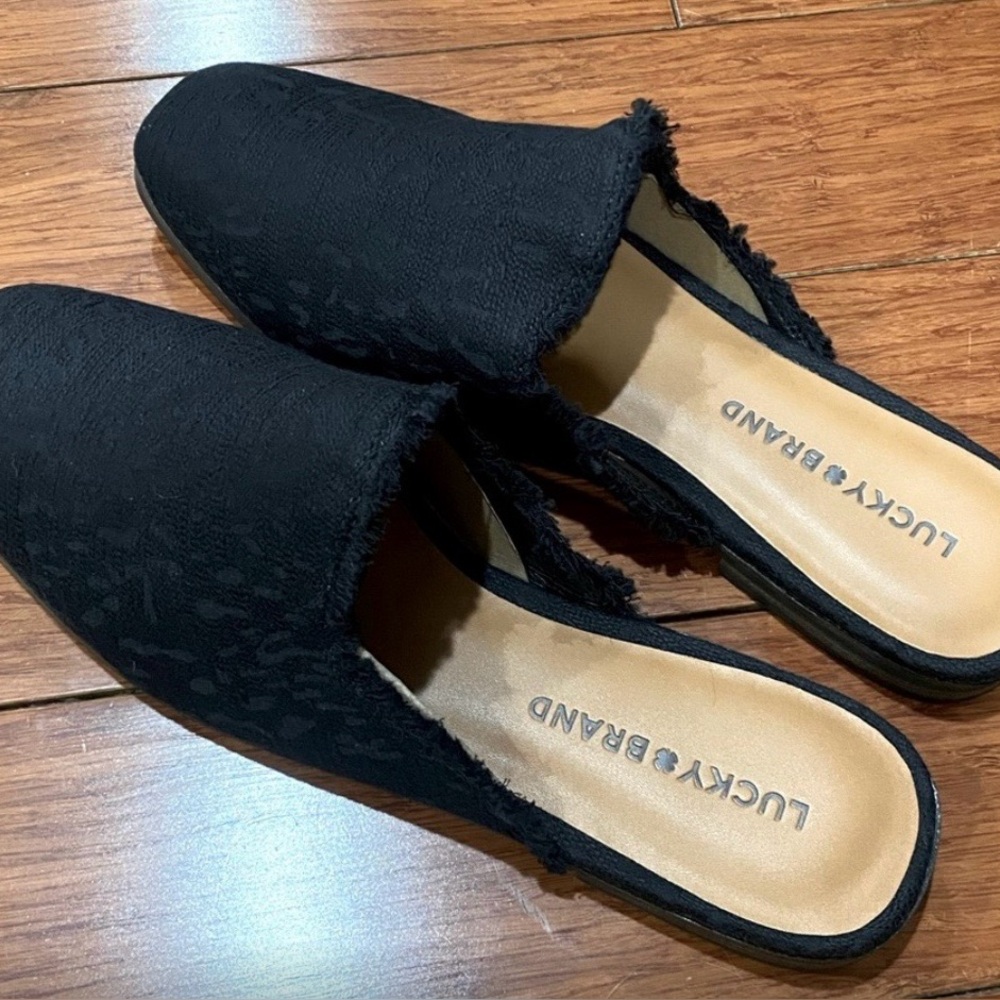 Lucky Brand Textured Black Slip-On Mules